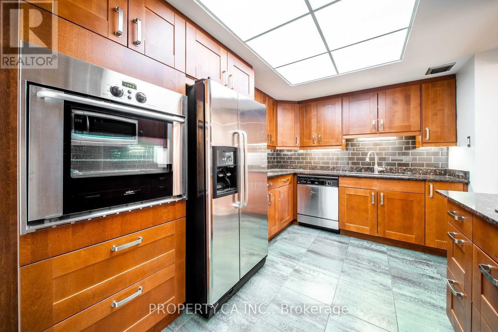 402 - 71 Charles Street E, Toronto, Ontario M4Y 2T3 - Photo 9 - C13542436