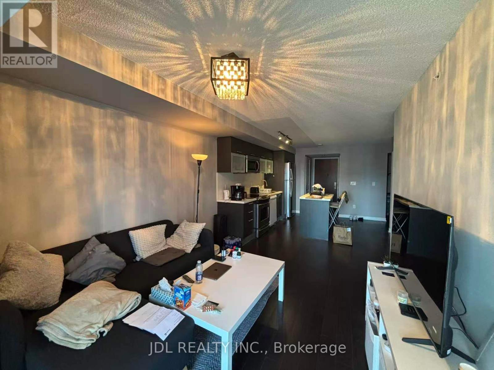 1813 - 386 Yonge Street, Toronto, Ontario  M5B 0A5 - Photo 6 - C13542446