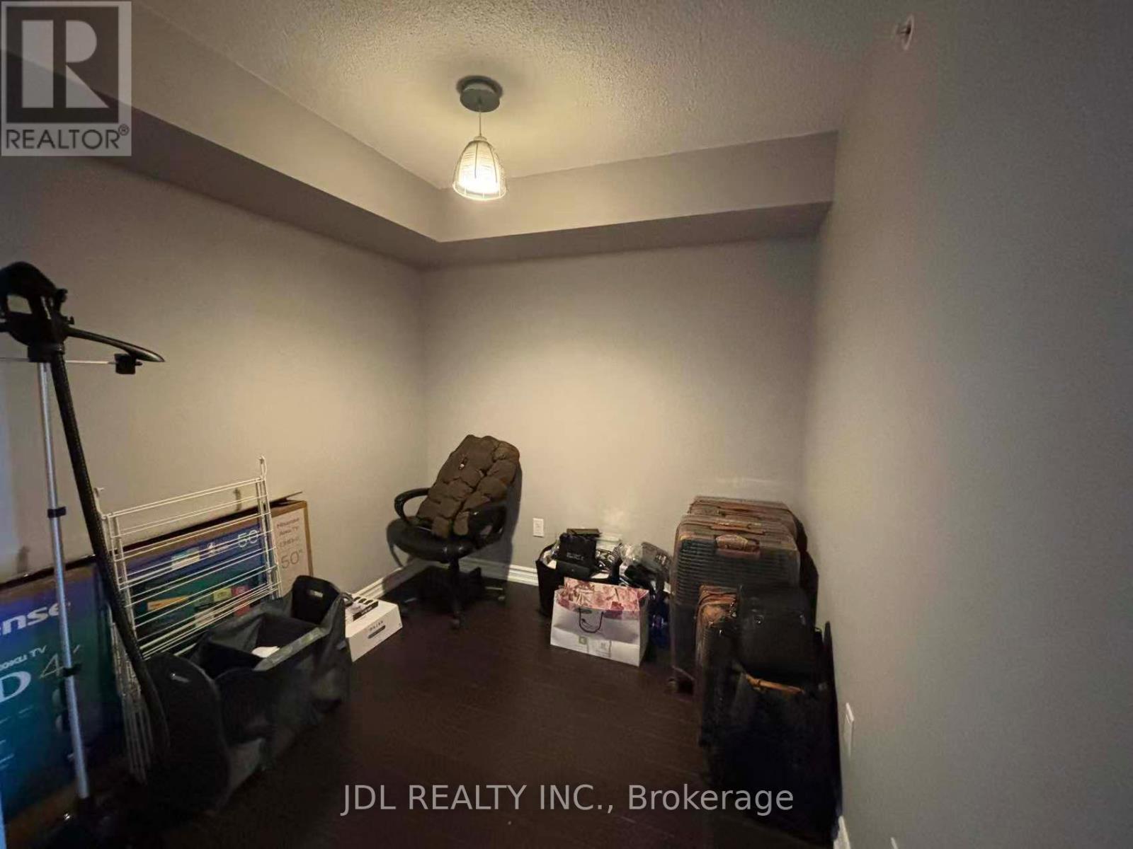 1813 - 386 Yonge Street, Toronto, Ontario  M5B 0A5 - Photo 8 - C13542446