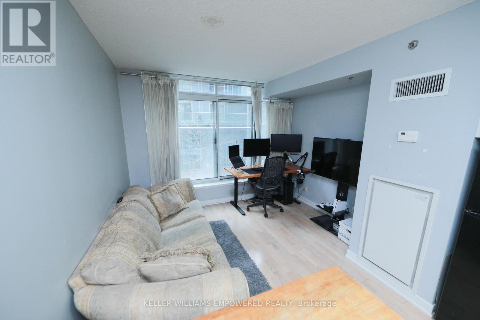 221 - 21 Nelson Street, Toronto, Ontario M5V 3H9 - Photo 7 - C13542630