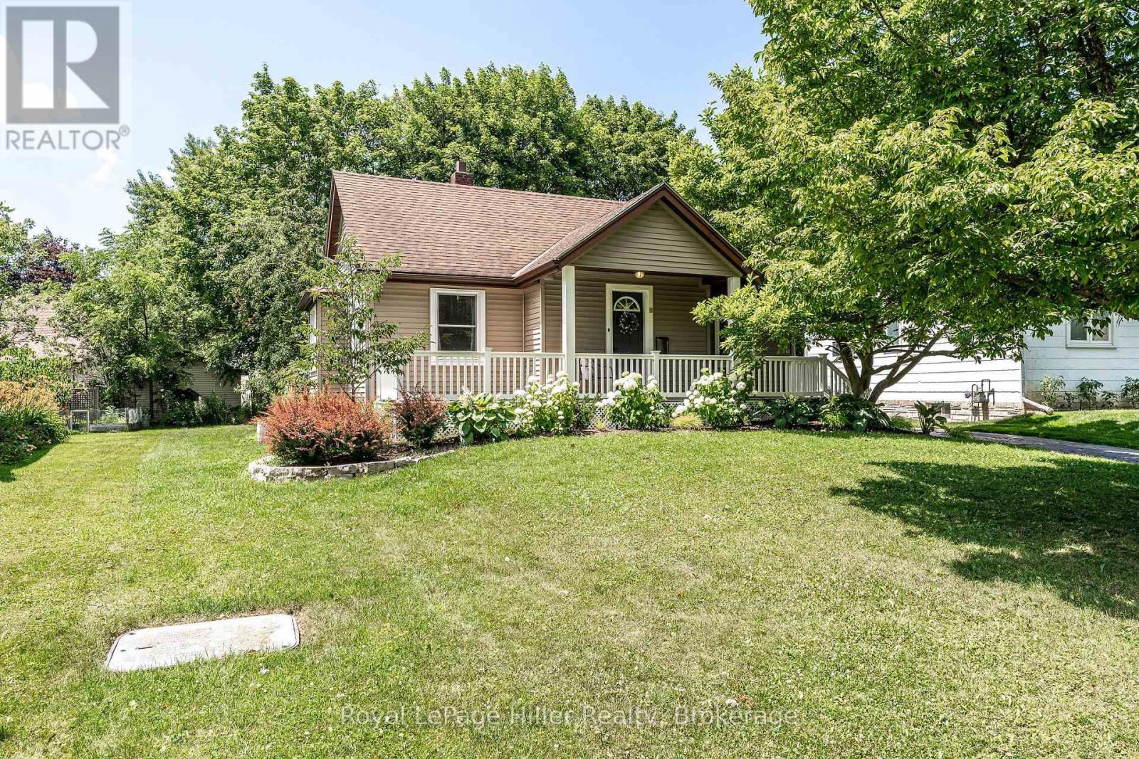 18 SOMERSET STREET, Stratford, Ontario