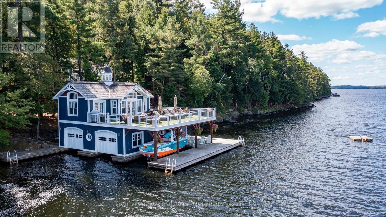 M81 Pine Island #1 Island, Muskoka Lakes, Ontario  P1L 1W8 - Photo 3 - X13542484