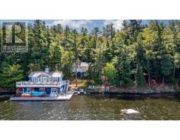 M81 PINE ISLAND #1 ISLAND, Muskoka Lakes, Ontario