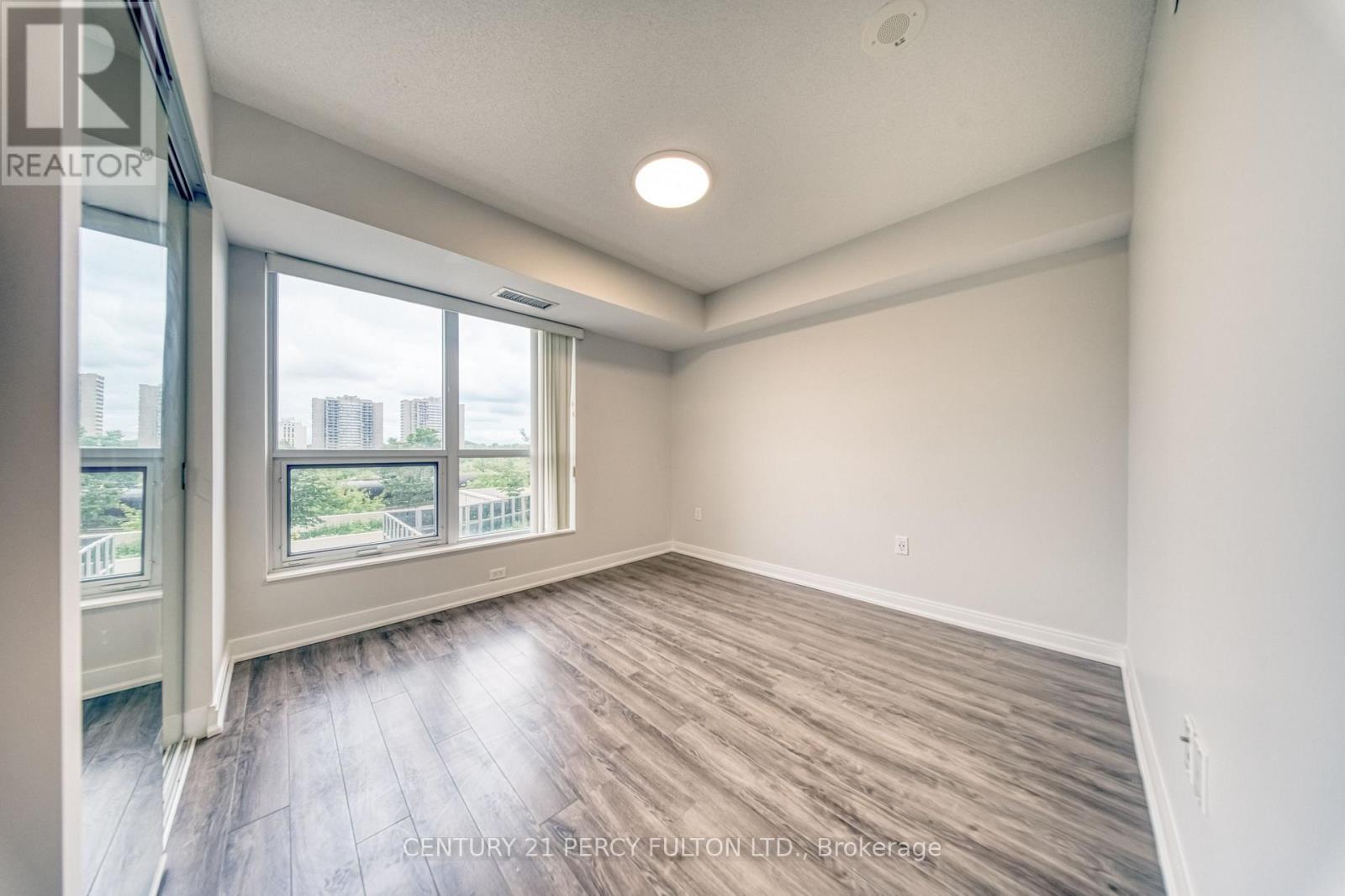 420 - 275 Village Green Square, Toronto, Ontario  M1S 0L8 - Photo 18 - E13542340