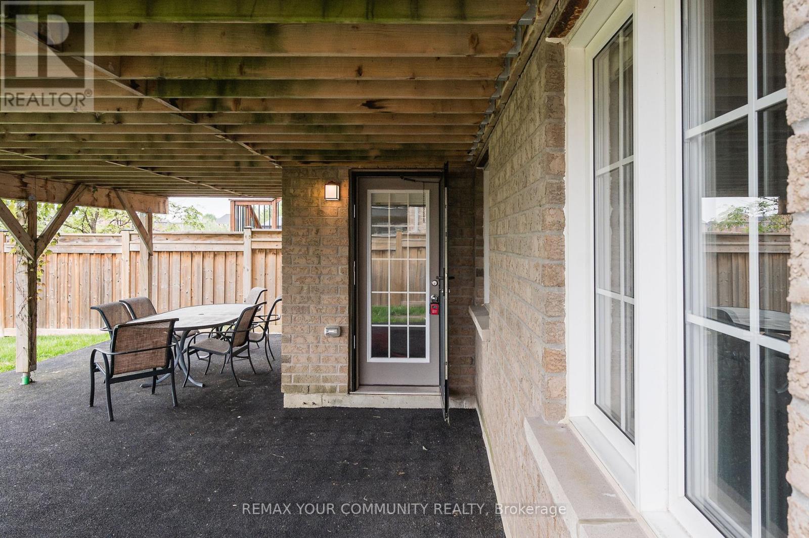 Lower - 176 Aishford Road, Bradford West Gwillimbury, Ontario L3Z 0P4 - Photo 4 - N13542438