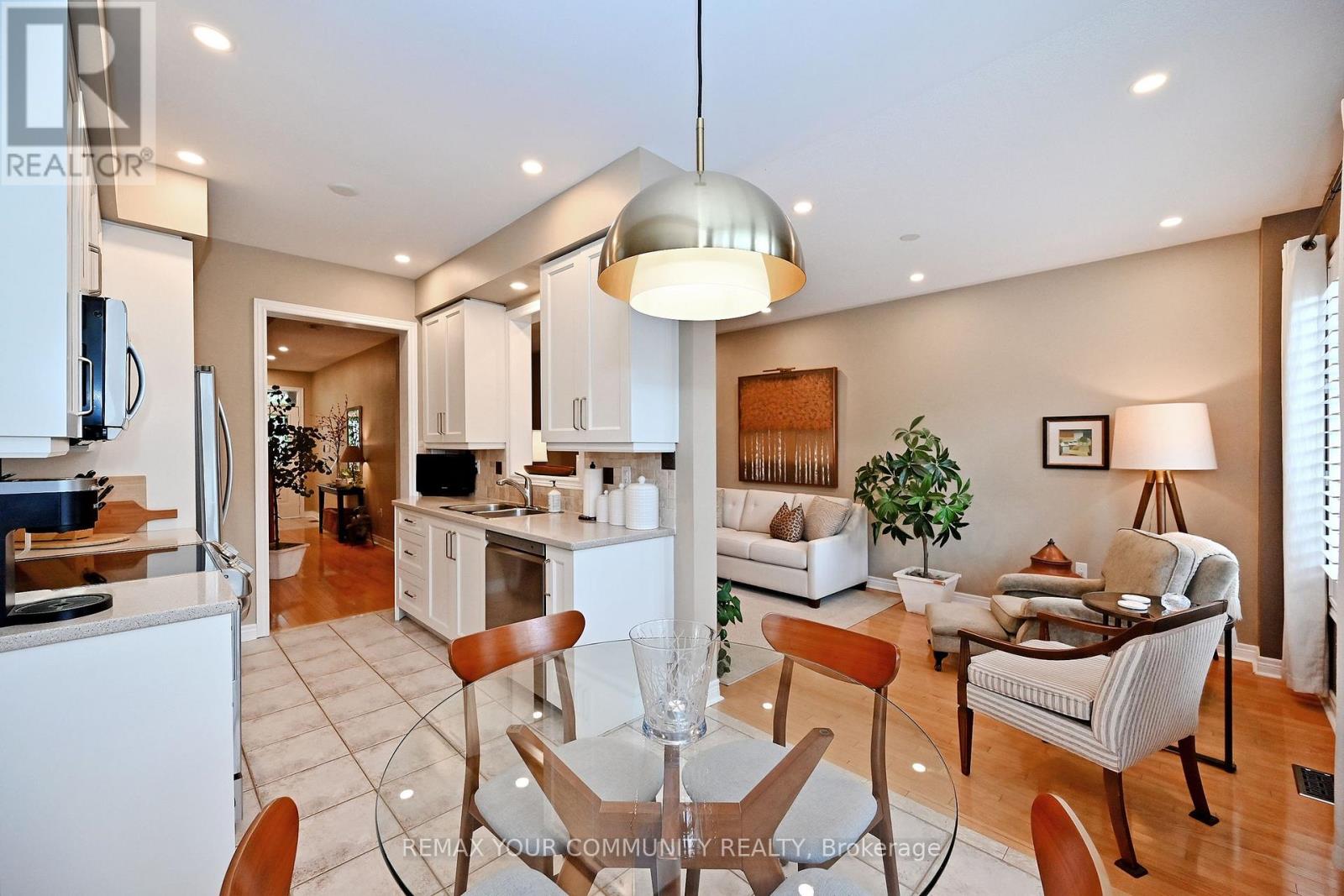 4 - 8 Townwood Drive, Richmond Hill, Ontario L4E 4X9 - Photo 16 - N13542508