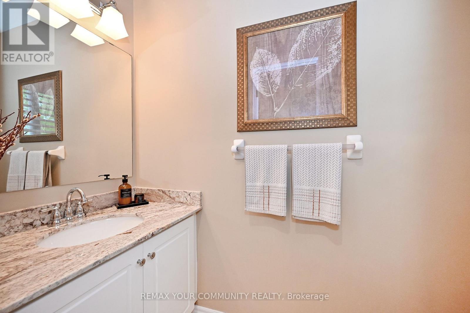 4 - 8 Townwood Drive, Richmond Hill, Ontario L4E 4X9 - Photo 6 - N13542508