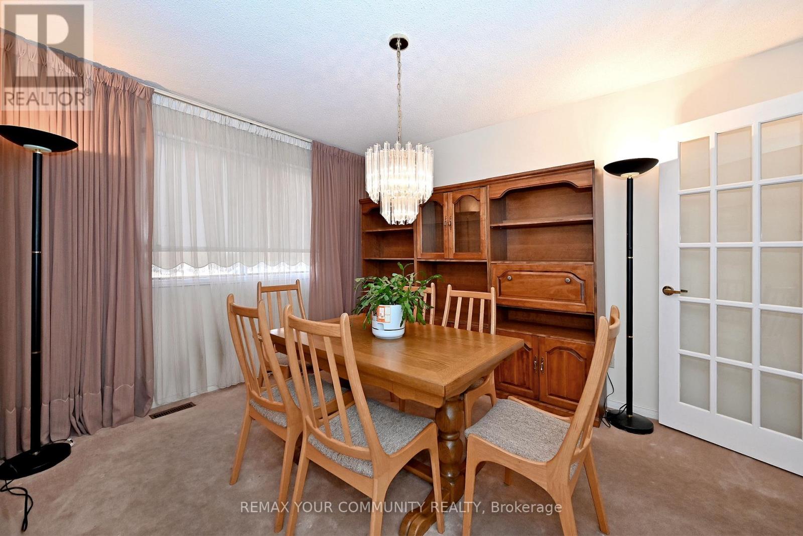49 Tribbling Crescent, Aurora, Ontario L4G 4W7 - Photo 7 - N13542588