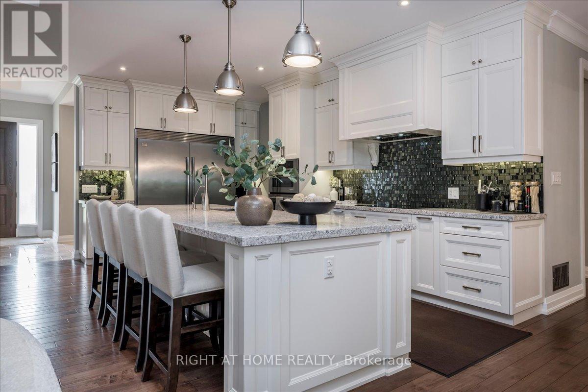 8 Lloyd Cook Drive W, Springwater (Snow Valley), Ontario  L0L 1Y3 - Photo 11 - S13542434