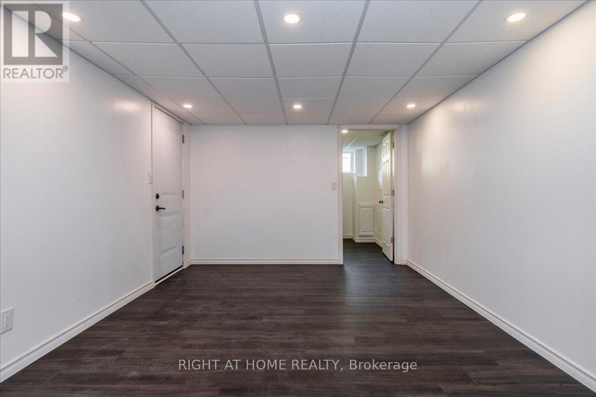 8 Lloyd Cook Drive W, Springwater (Snow Valley), Ontario  L0L 1Y3 - Photo 43 - S13542434