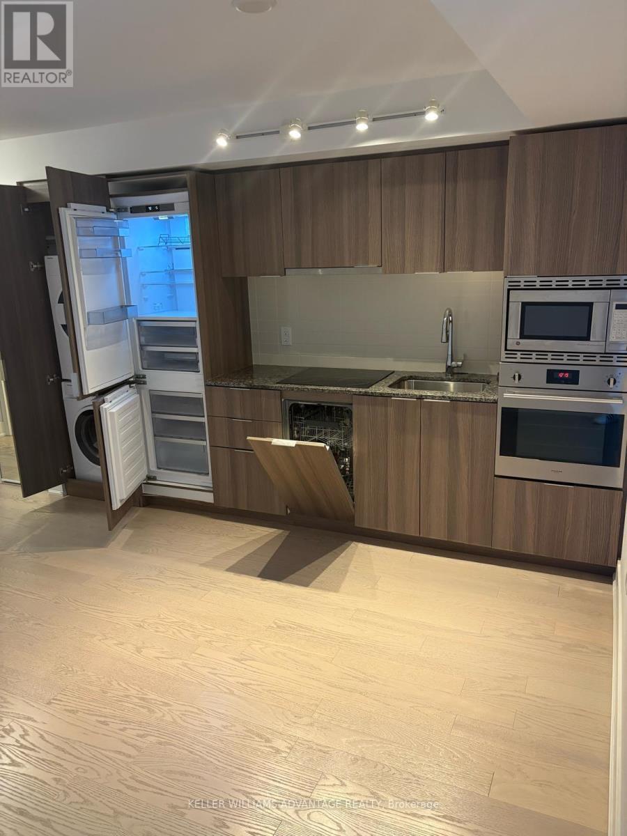 1218 - 955 Bay Street, Toronto, Ontario  M5S 2A2 - Photo 18 - C13537744