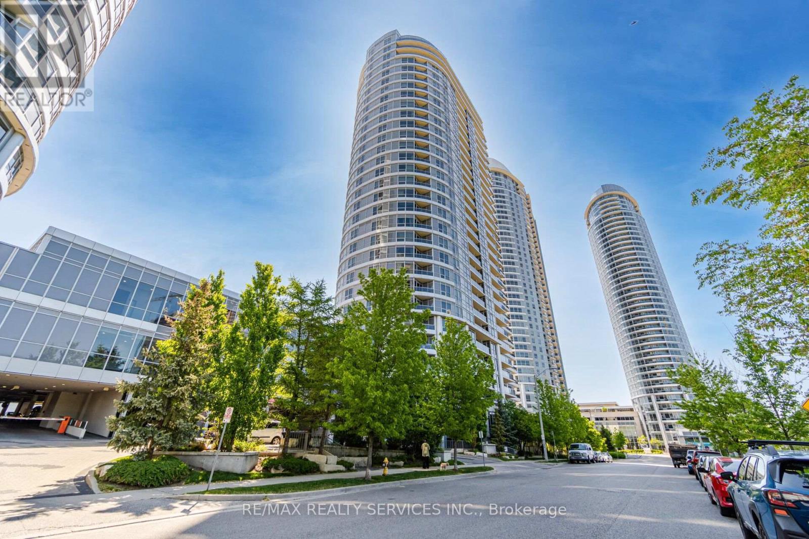 206 - 151 VILLAGE GREEN SQUARE, Toronto, Ontario