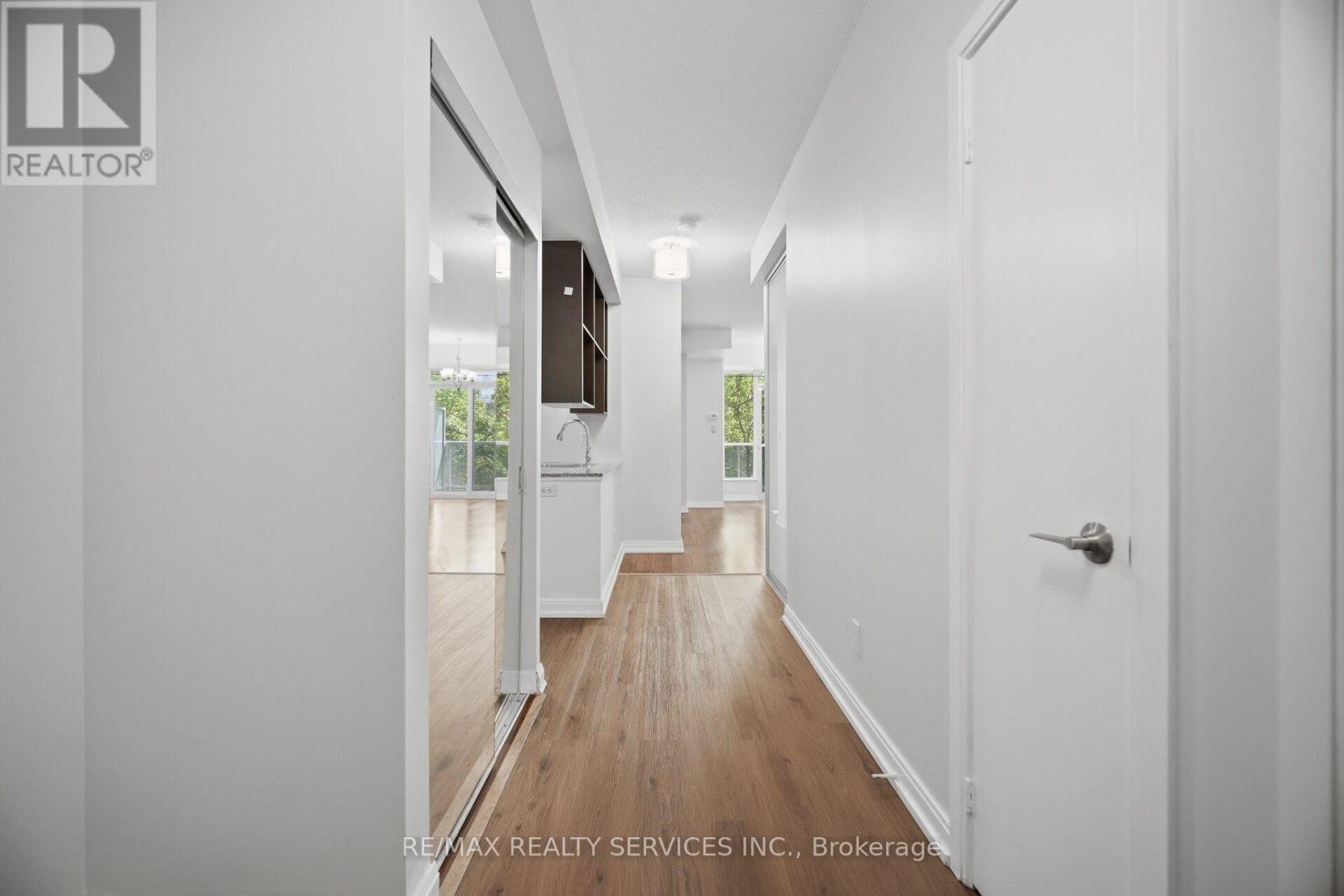 206 - 151 Village Green Square, Toronto, Ontario  M1S 0K5 - Photo 7 - E13529958