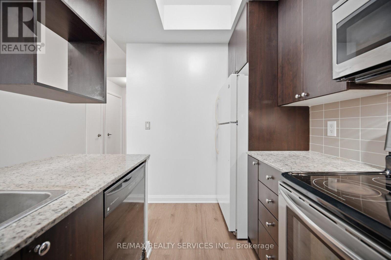 206 - 151 Village Green Square, Toronto, Ontario  M1S 0K5 - Photo 11 - E13529958