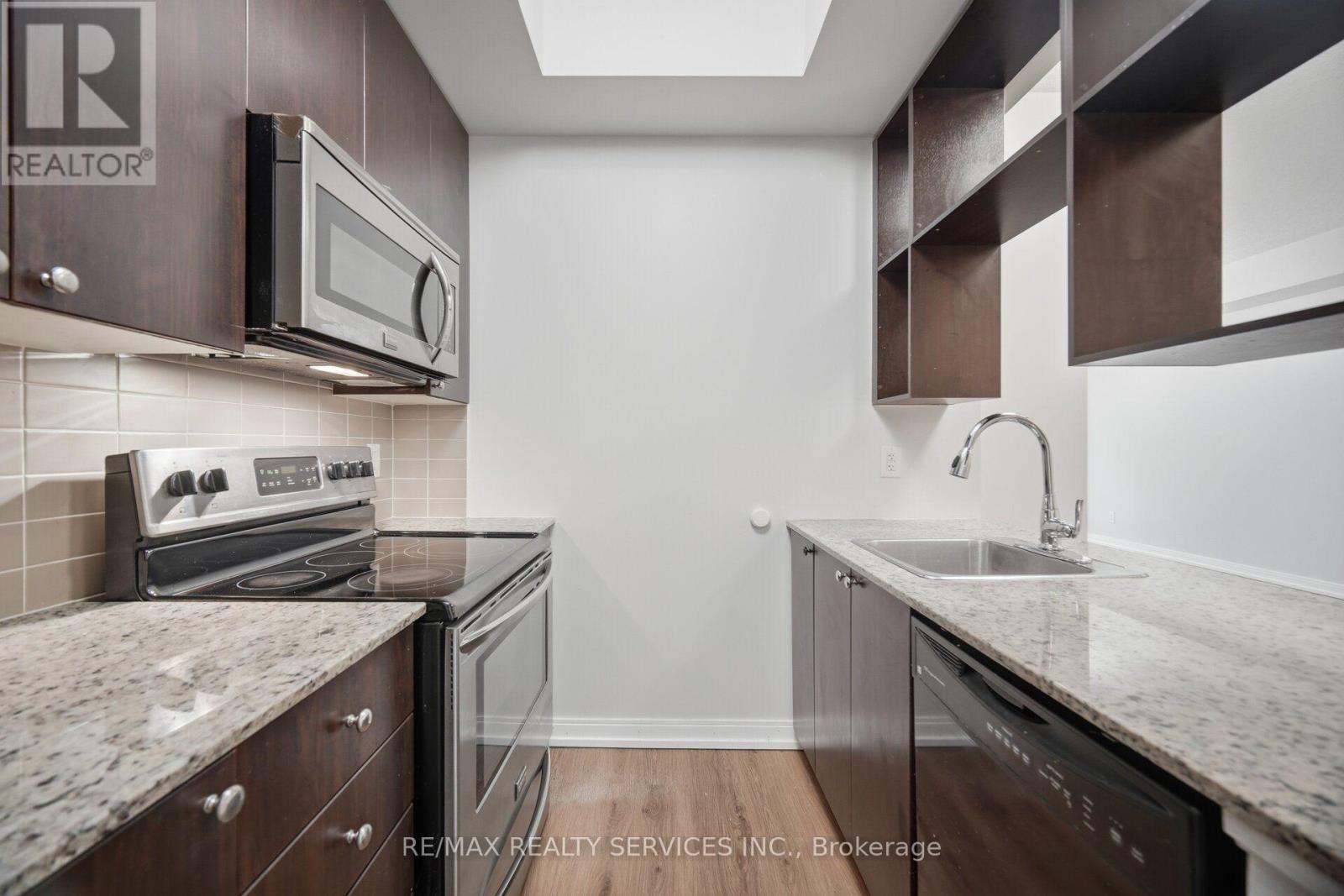 206 - 151 Village Green Square, Toronto, Ontario  M1S 0K5 - Photo 9 - E13529958