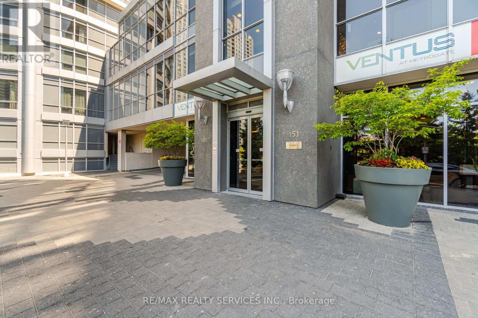 206 - 151 Village Green Square, Toronto, Ontario  M1S 0K5 - Photo 2 - E13529958