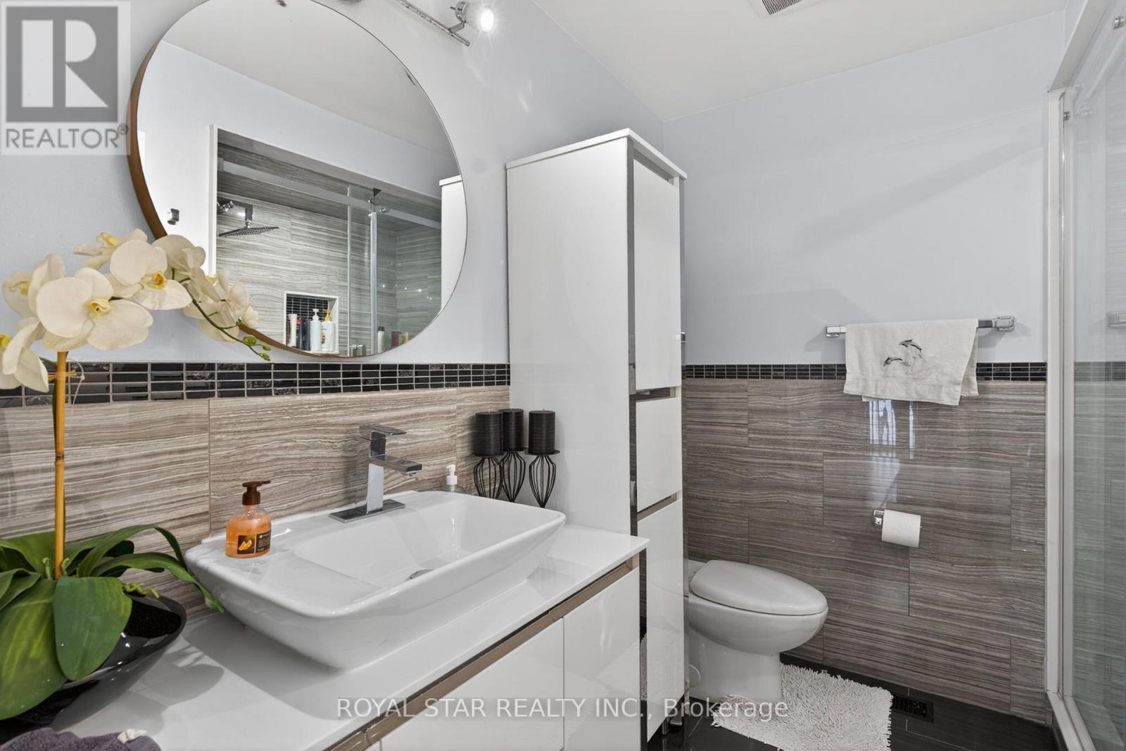 3841 Edgecliffe Run, Mississauga, Ontario  L5M 6N6 - Photo 30 - W13542226