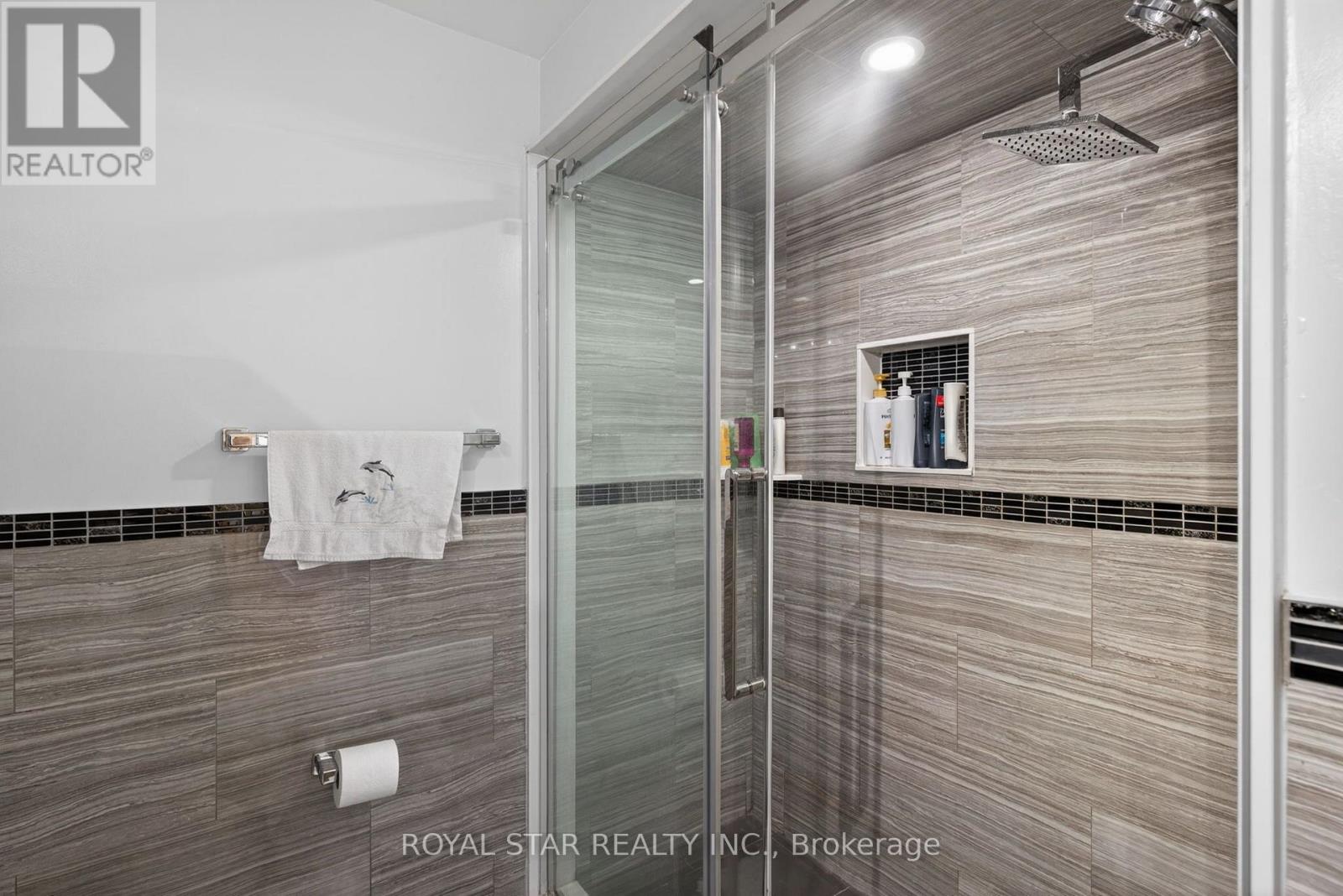 3841 Edgecliffe Run, Mississauga, Ontario  L5M 6N6 - Photo 31 - W13542226