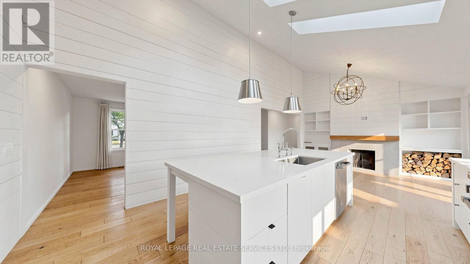 255 Oakwood Crescent, Oakville, Ontario L6K 3M7 - Photo 11 - W13542292