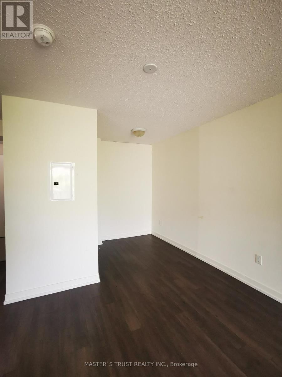 302 - 812 Lansdowne Avenue, Toronto, Ontario  M6H 4K5 - Photo 5 - W13542332