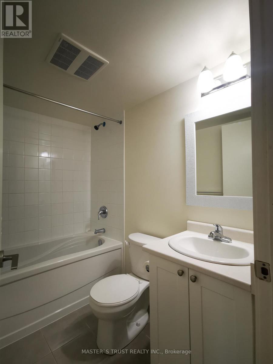 302 - 812 Lansdowne Avenue, Toronto, Ontario  M6H 4K5 - Photo 9 - W13542332