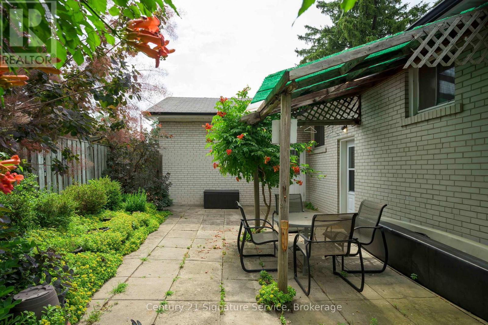 2150 Greenhurst Avenue, Mississauga, Ontario L4X 1J6 - Photo 23 - W13542372