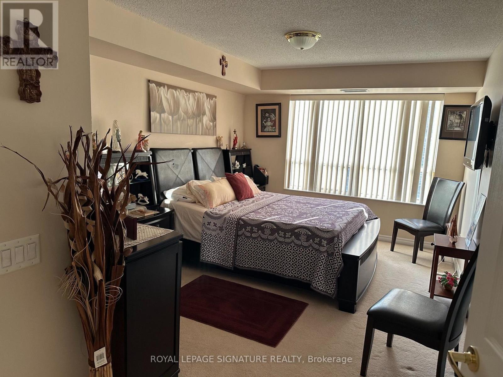 2219 - 25 Kingsbridge Garden Circle, Mississauga, Ontario  L5R 4B1 - Photo 4 - W13542396