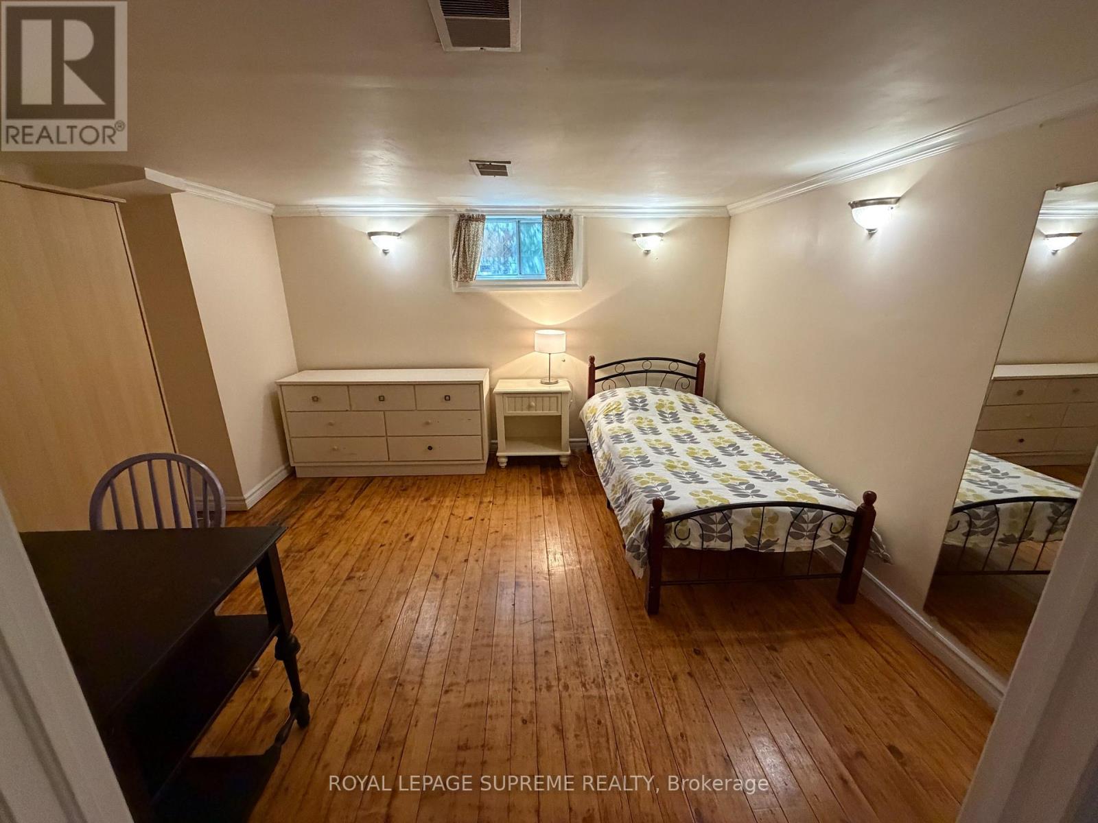 Bsmt - 1074 Briar Hill Avenue, Toronto, Ontario  M6B 1M7 - Photo 10 - W13542528