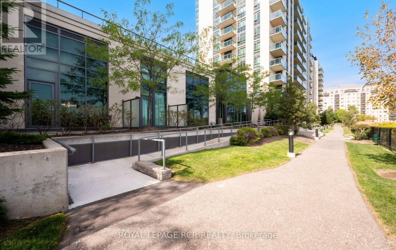 107 - 65 Yorkland Boulevard, Brampton (Goreway Drive Corridor), Ontario  L4C 9Z4 - Photo 27 - W13542550