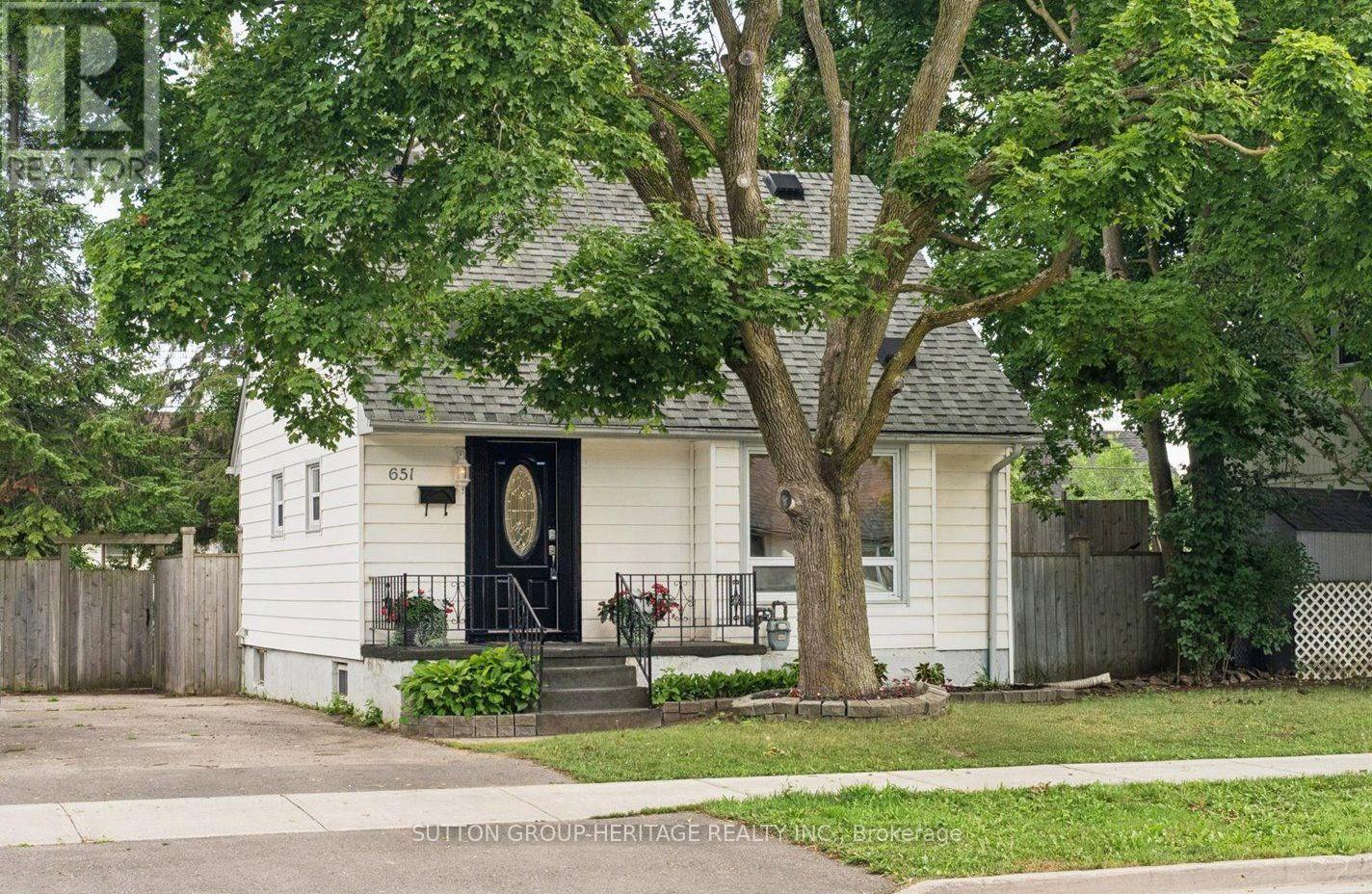 651 MCKELLAR STREET, Peterborough, Ontario