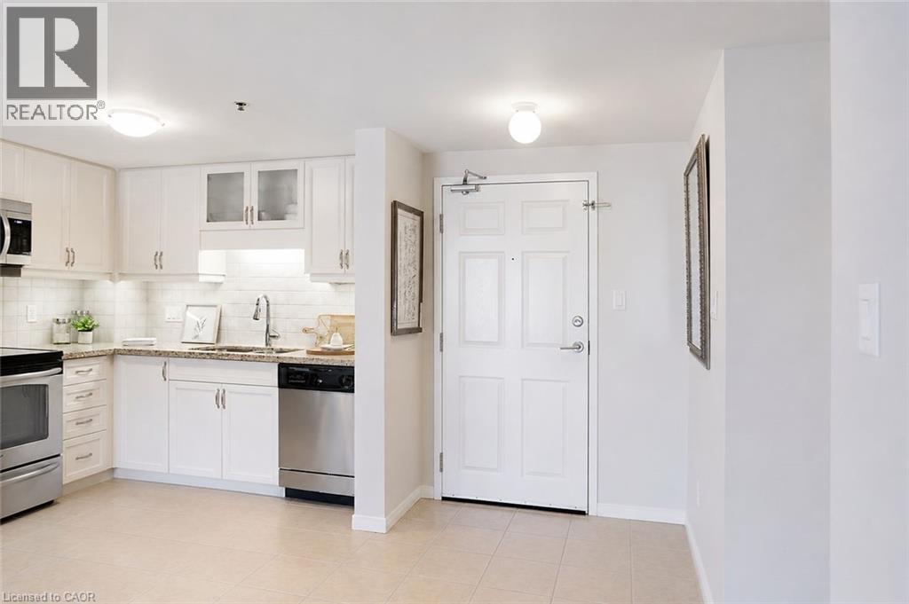 345 Fisher Mills Road Unit# 103, Cambridge, Ontario  N3C 0E5 - Photo 6 - 40841243
