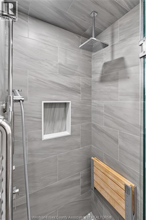 4018 Casgrain, Windsor, Ontario  N9G 2A5 - Photo 17 - 26016494