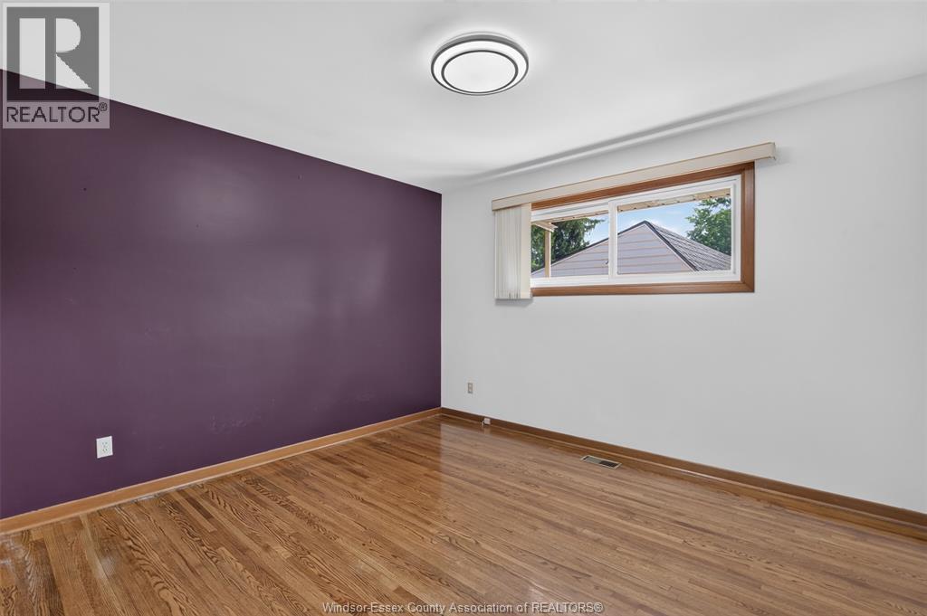 4018 Casgrain, Windsor, Ontario  N9G 2A5 - Photo 18 - 26016494