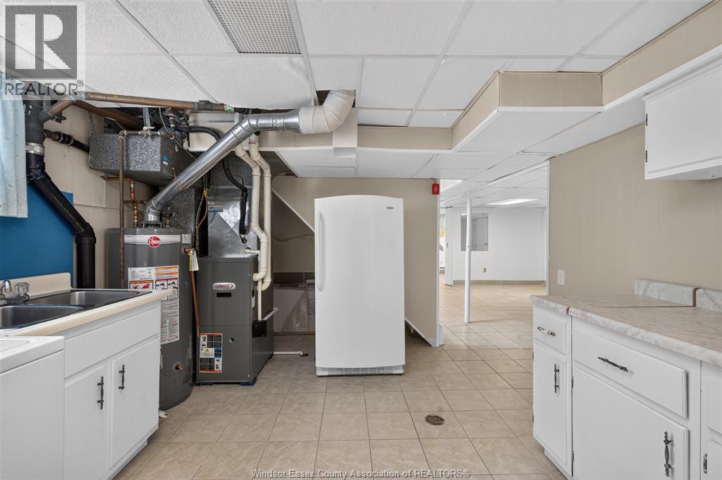 4018 Casgrain, Windsor, Ontario  N9G 2A5 - Photo 31 - 26016494