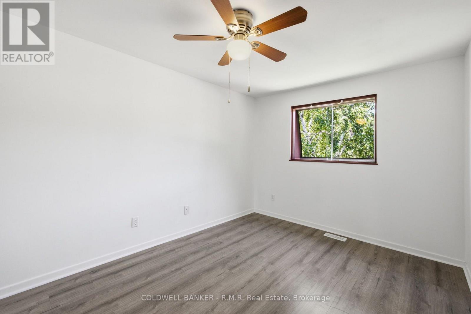 358 Camelot Court, Oshawa, Ontario  L1G 6P7 - Photo 33 - E13542402