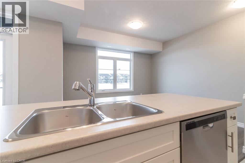 176 Oat Lane, Kitchener, Ontario  N2R 0S8 - Photo 11 - 40846492