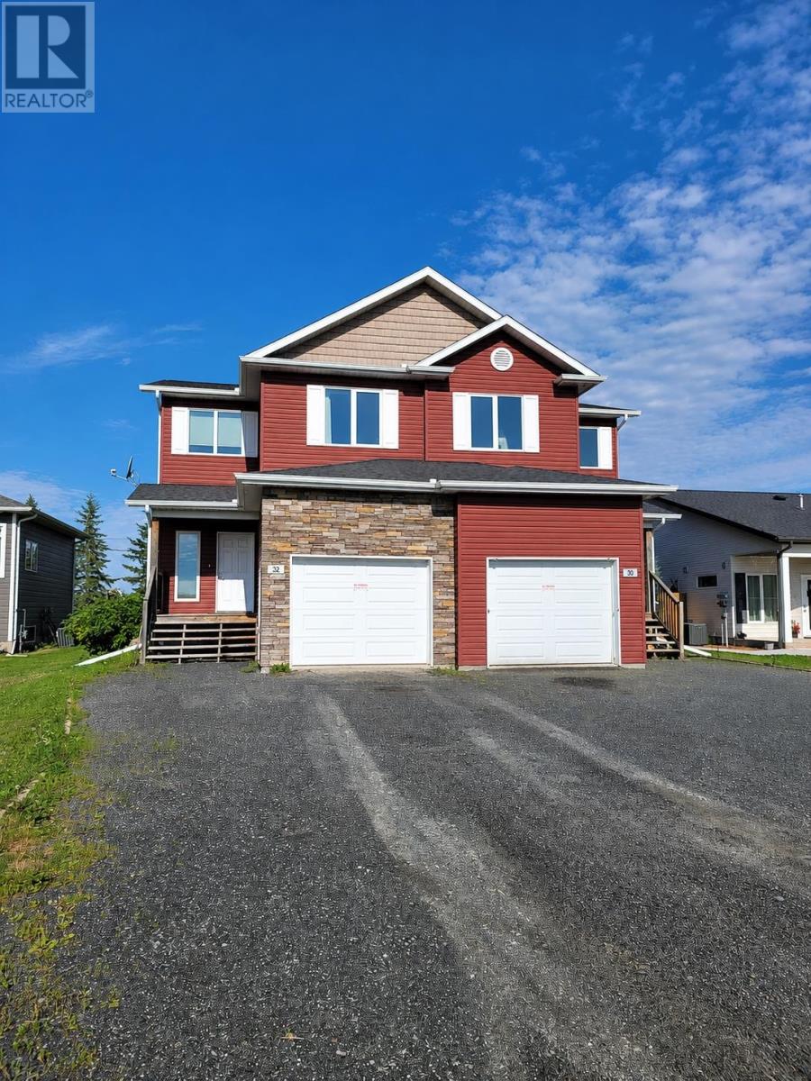 32 Linton Street, Emo, Ontario