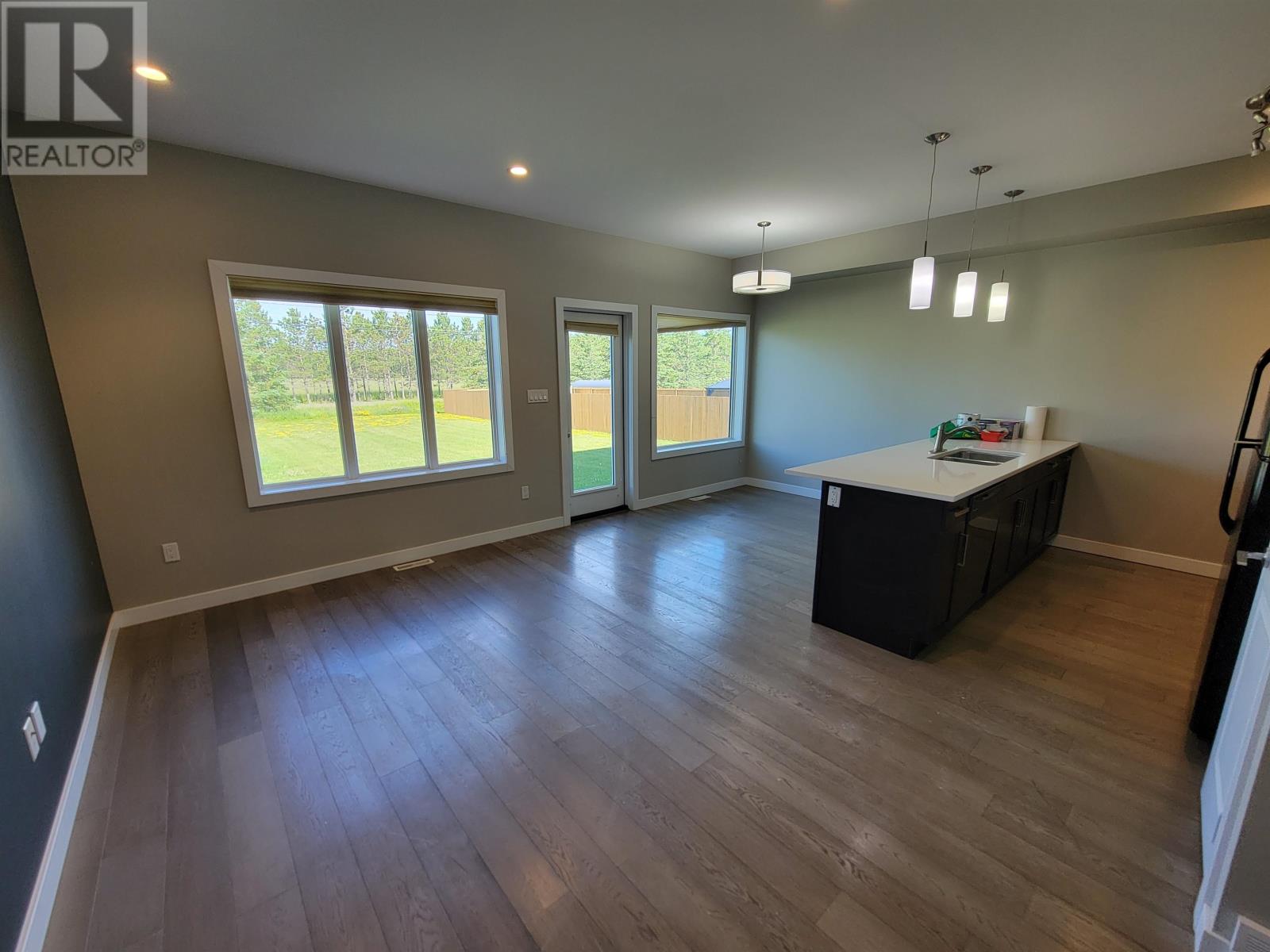 32 Linton Street, Emo, Ontario  P0W 1E0 - Photo 3 - TB2601852