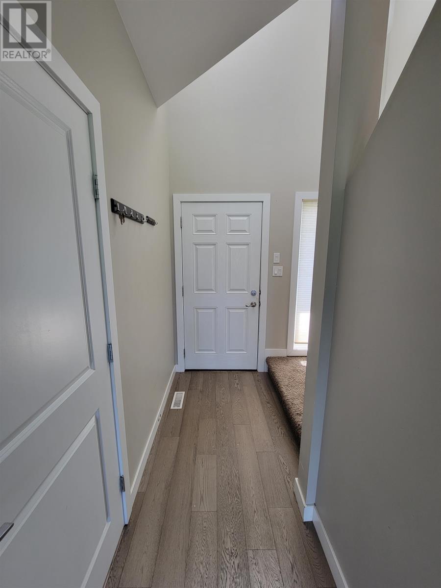 32 Linton Street, Emo, Ontario  P0W 1E0 - Photo 6 - TB2601852
