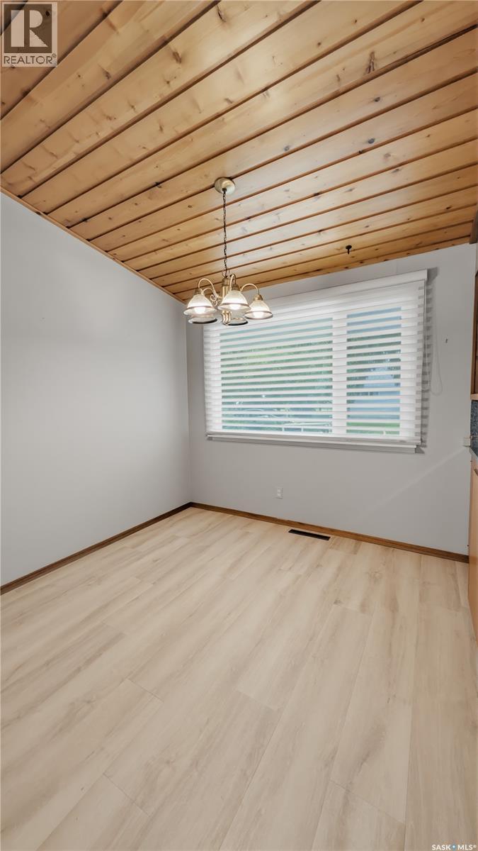 707 Markland Street, Rosetown, Saskatchewan  S0L 2V0 - Photo 12 - SK042040