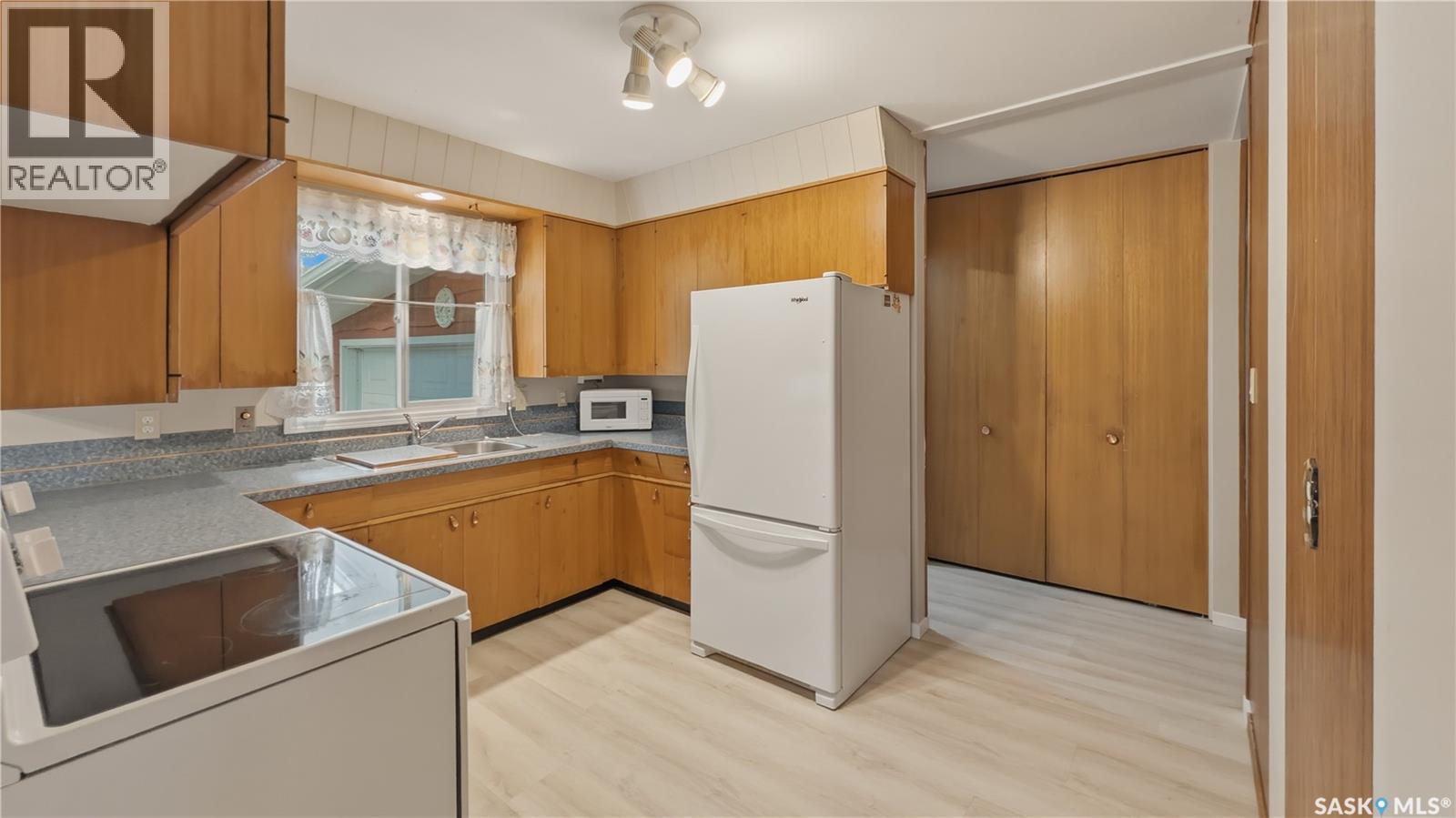 707 Markland Street, Rosetown, Saskatchewan  S0L 2V0 - Photo 21 - SK042040