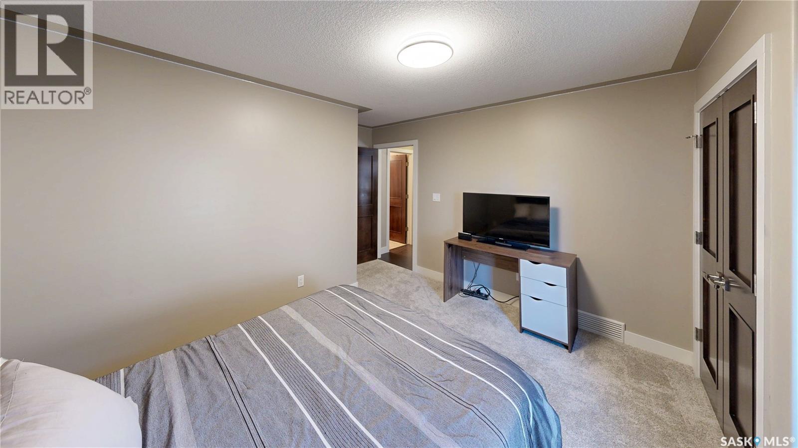8095 Fairways West Drive, Regina, Saskatchewan  S4Y 0A4 - Photo 23 - SK042038