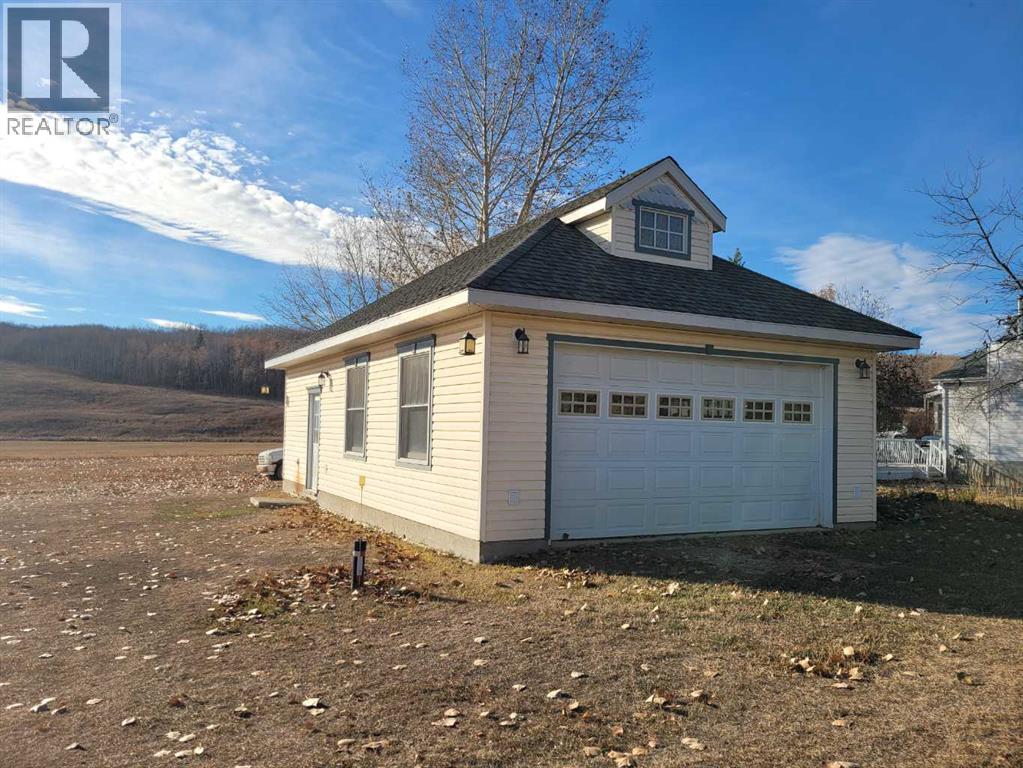11806 78 Street, Peace River, Alberta  T8S 1Y6 - Photo 1 - A2274790