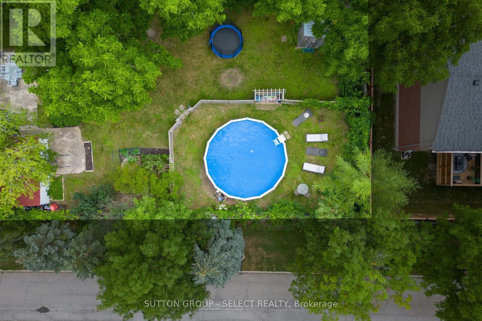 1129 Sunningdale Road E, London North, Ontario  N5X 4B1 - Photo 44 - X13211004