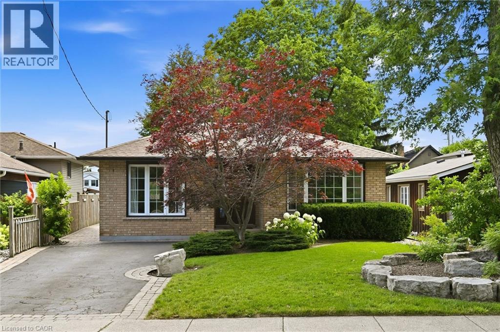 38 James Street, Dundas, Ontario  L9H 2J6 - Photo 2 - 40846108