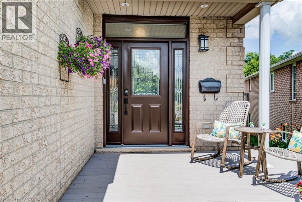 110 Glencliffe Court, Kitchener, Ontario  N2B 3X1 - Photo 4 - 40845636