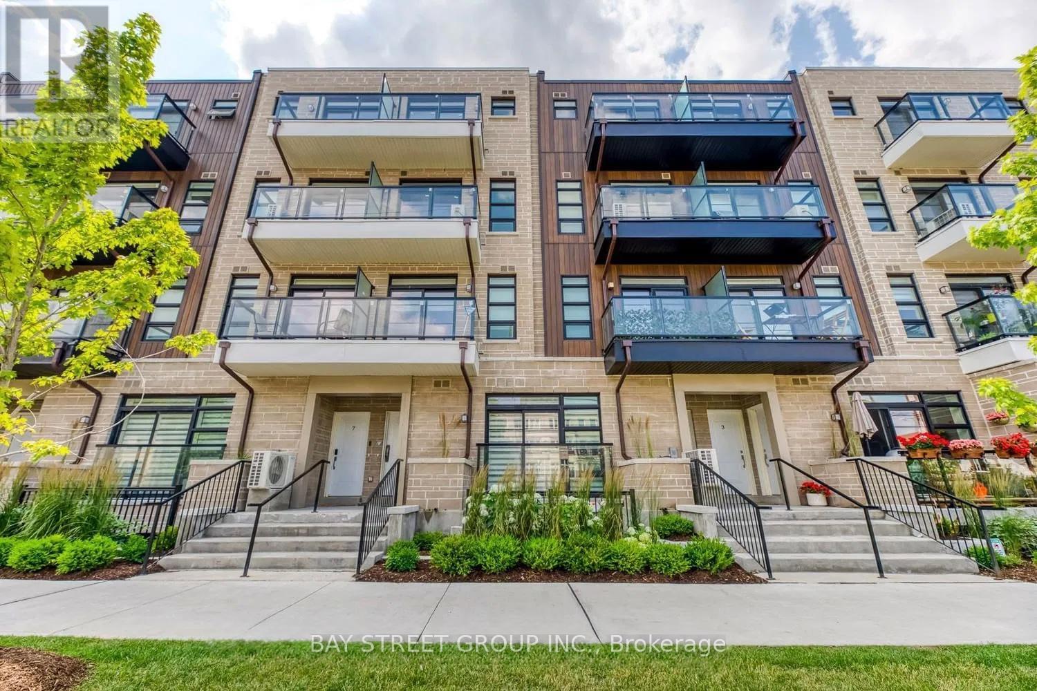 33 - 57 FINCH AVENUE W, Toronto (Willowdale West)