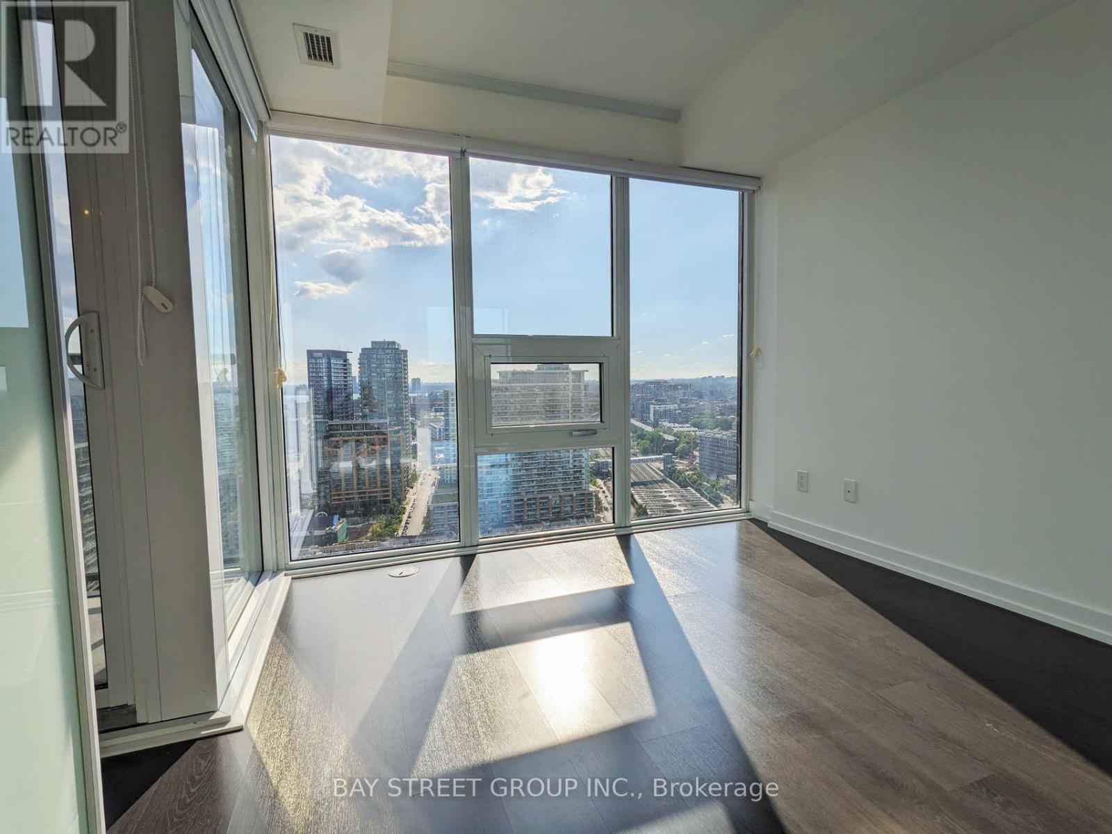 2811 - 19 Western Battery Road, Toronto, Ontario  M6K 0E3 - Photo 12 - C13542794