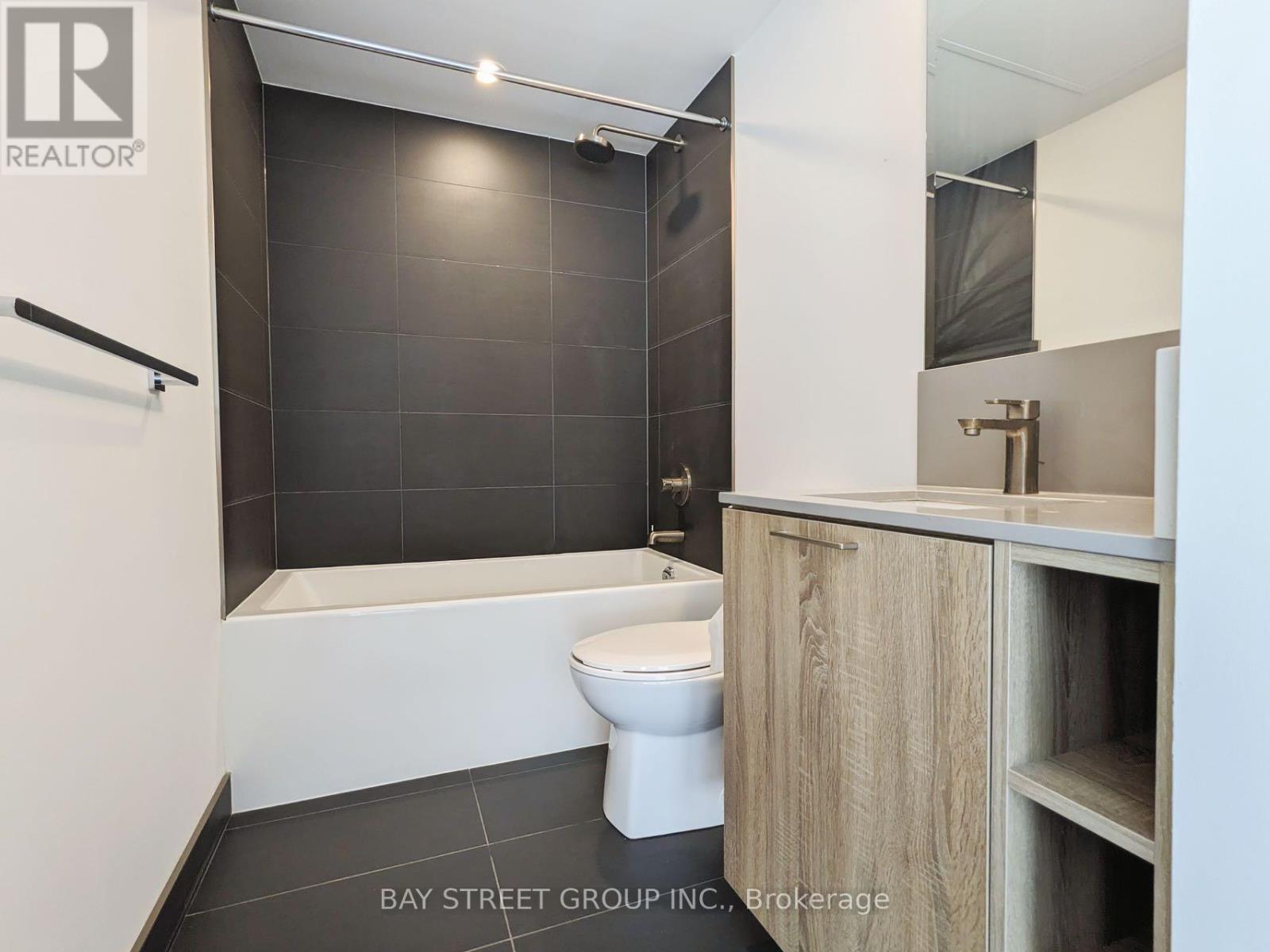 2811 - 19 Western Battery Road, Toronto, Ontario  M6K 0E3 - Photo 15 - C13542794