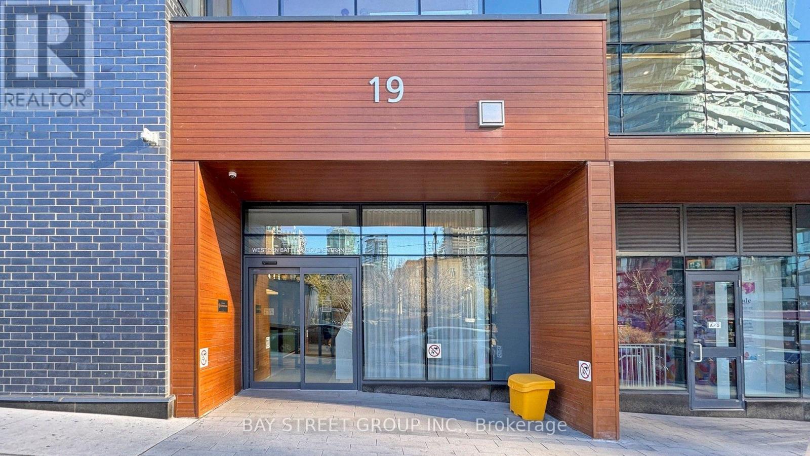 2811 - 19 Western Battery Road, Toronto, Ontario  M6K 0E3 - Photo 3 - C13542794